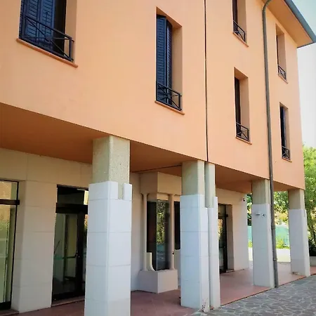 Hotel Dozza מלון דוצה